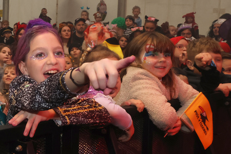 OTROŠKA MAŠKARADA 36 FOTO LJUBO VUKELIČ